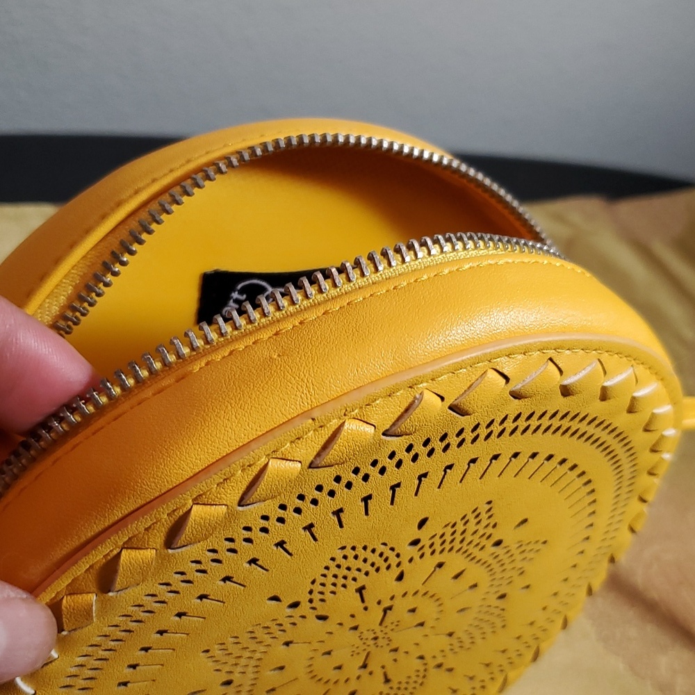 🌻LOVED YELLOW BAG - Picture 15 of 16